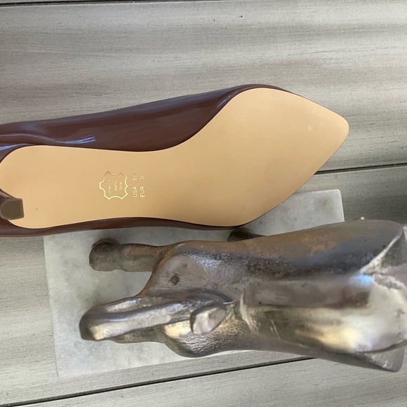 Nina Brown Stiletto Heels with Pointed Toe - Picture 5 of 6